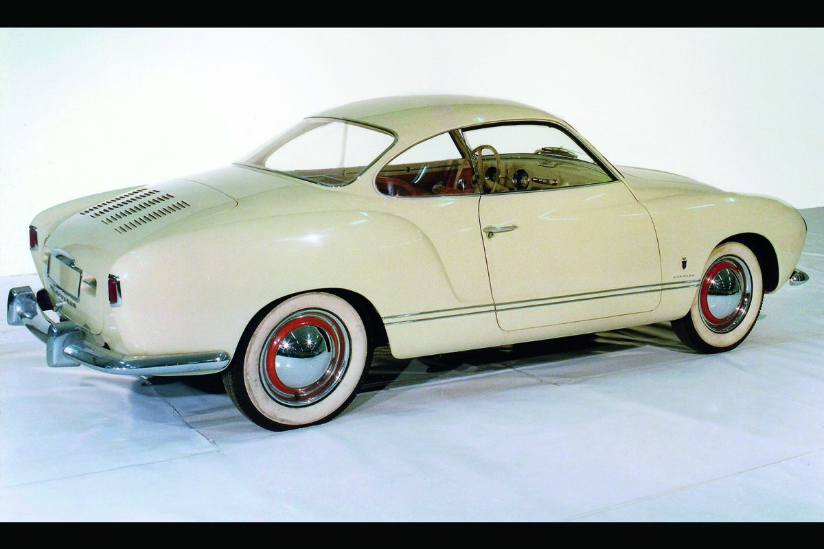 VW ฉลองครบรอบ 60 ปีจัดแสดงรถเก่าอย่าง "Karmann Ghia" ในพิพิธภัณฑ์ รถ