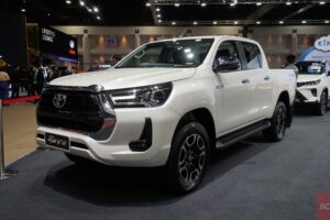 ใหม่ Toyota Revo Double Cab 2024-2025 ราคา โตโยต้า รีโว่ ดับเบิ้ลแค๊ป ตารางผ่อน-ดาวน์