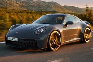 Porsche 911 Carrera GTS และ 911 Carrera ใหม่ เครื่องยนต์ T-Hybrid ที่มาพร้อมกับสมรรถนะที่เหนือกว่า