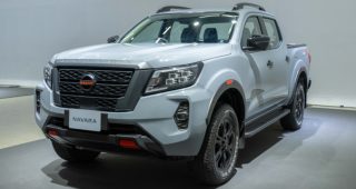 ใหม่ NISSAN NAVARA 2024-2025 ราคา นิสสัน นาวาร่า ตารางผ่อน-ดาวน์