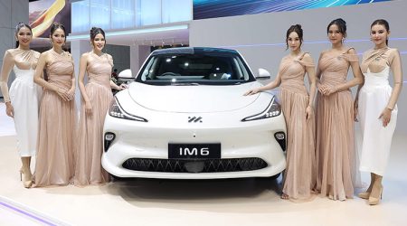 MG เปิดตัว NEW MG IM6 พวงมาลัยขวาครั้งแรกในโลก พร้อมขบวนยนตรกรรมครบรุ่นในงาน Motor Expo 2024