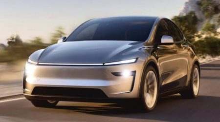 Tesla Model Y 2025 เปิดตัว! ดีไซน์ล้ำ ฟีเจอร์ใหม่ จัดเต็มทุกด้าน