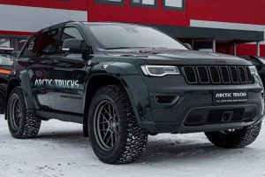 Jeep Grand Cherokee สไตล์บิ๊กฟุต! Arctic Trucks จัดเต็มสายลุย